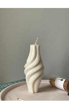 Küçük Spiral Model Kokulu Vegan Soya Mum Beyaz