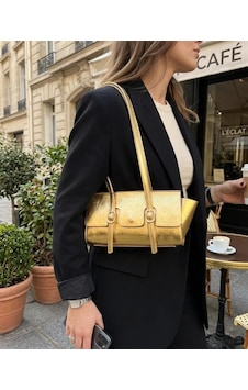 Gees Global Parlak Gold Mini Omuz Çantası Yumuşak Deri Görünümlü Fermuarlı Kadın El Ve Kol Çantası Gbzs Gees Global Parlak Gold Mini Omuz Çantası Yumuşak Deri Görünümlü Fermuarlı Kadın El Ve Kol Çantası Gbzs