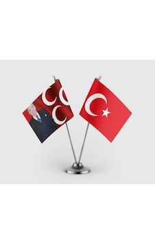 Alparslan Türkeş Ve 3 Hilal Kırmızı Sancak Ve Türk Bayrağı İkili Saten Masa Bayrağı Takımı Diğer Alparslan Türkeş Ve 3 Hilal Kırmızı Sancak Ve Türk Bayrağı İkili Saten Masa Bayrağı Takımı Diğer