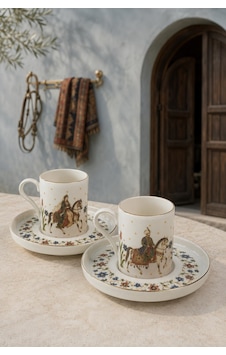 Tabak Evi Porselen Asude Altın Yaldızlı Kahve Fincanı 80cc 4 Parça 2 Kişilik Çok Renkli Tabak Evi Porselen Asude Altın Yaldızlı Kahve Fincanı 80cc 4 Parça 2 Kişilik Çok Renkli