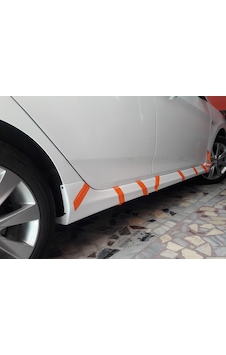 Hyundai Accent Blue Marşpiyel Takımı (fiber-boyasız) Hyundai Accent Blue Marşpiyel Takımı (fiber-boyasız)