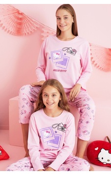Siyah İnci Lisanslı %100 Pamuk Çok Renkli Bisklet Yaka Pijama Takım Hk210 Pembe Siyah İnci Lisanslı %100 Pamuk Çok Renkli Bisklet Yaka Pijama Takım Hk210 Pembe