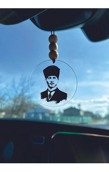 Dikiz Aynası Süsü Mustafa Kemal Atatürk Portresi Dikiz Aynası Süsü Mustafa Kemal Atatürk Portresi