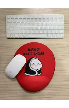 Oval Mouse Pad, Kırmızı Renk Ve Bilek Desteği İle Oval Mouse Pad, Kırmızı Renk Ve Bilek Desteği İle