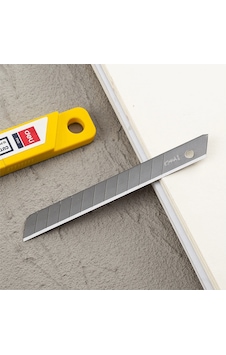 Deli Maket Biçağı Yedeği 80mm 10 Lu 2012 Deli Maket Biçağı Yedeği 80mm 10 Lu 2012