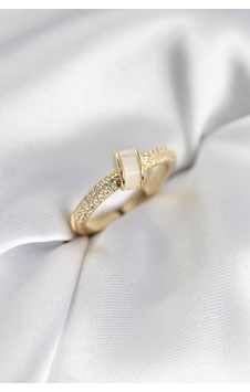Zirkon Taşlı Sedefli Gold Renk Kadın Yüzük Tj-byk3942 Tg 5klfk5h Çok Renkli Zirkon Taşlı Sedefli Gold Renk Kadın Yüzük Tj-byk3942 Tg 5klfk5h Çok Renkli