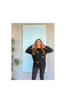 Çınar Boutique Kalp Desenli Sweatshirt Siyah Siyah Çınar Boutique Kalp Desenli Sweatshirt Siyah Siyah