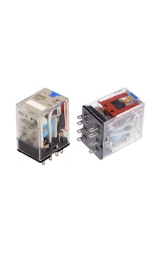 Omron My2ın-12vdc ,12vdc 2a2k/10a Kalın-8 Pin Röle Omron My2ın-12vdc ,12vdc 2a2k/10a Kalın-8 Pin Röle
