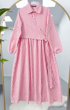 Lovie Moda Gold Toka Detaylı Çizgili Elbise Pembe Lovie Moda Gold Toka Detaylı Çizgili Elbise Pembe