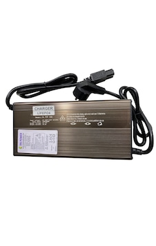 İpa Power 15s 54.75 Volt 10 A. Lifepo4 Batarya Şarj Cihazı Siyah İpa Power 15s 54.75 Volt 10 A. Lifepo4 Batarya Şarj Cihazı Siyah