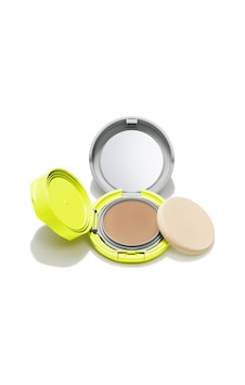 Shiseido Sports Bb Compact Spf50 Light Natural Shiseido Sports Bb Compact Spf50 Light Natural