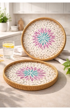 Qerhome 2'li El Yapımı Doğal Rattan Tepsi Sedef Desenli Yuvarlak Sunum Tepsisi 30-33 Cm Pembe Kahverengi Qerhome 2'li El Yapımı Doğal Rattan Tepsi Sedef Desenli Yuvarlak Sunum Tepsisi 30-33 Cm Pembe Kahverengi