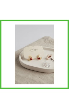 Vaveni Pirinç Gold Renk Kiraz Model Çocuk Küpe Arz Vaveni Pirinç Gold Renk Kiraz Model Çocuk Küpe Arz