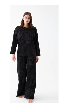 İkikareshop Kadın Oversize Siyah Çiçek Desenli Pamuklu Kalın Pijama Takımı Çok Renkli İkikareshop Kadın Oversize Siyah Çiçek Desenli Pamuklu Kalın Pijama Takımı Çok Renkli