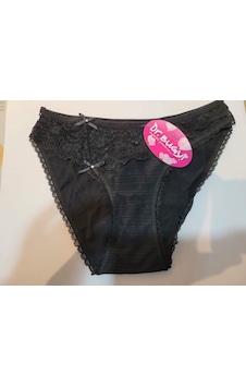 Bugy Dantel Detaylı Kadın Külot Slip V32 Siyah Bugy Dantel Detaylı Kadın Külot Slip V32 Siyah