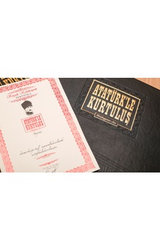 Atatürk'le Kurtuluş Koleksiyon Edisyon
