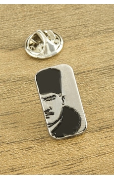 Atatürk Yaka Rozet Gümüş Rengi 27746698 Atatürk Yaka Rozet Gümüş Rengi 27746698
