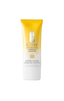 Clinique Uv Solutions Mattifying Sunscreen Spf 50 40 Ml. Güneş Kremi Clinique Uv Solutions Mattifying Sunscreen Spf 50 40 Ml. Güneş Kremi