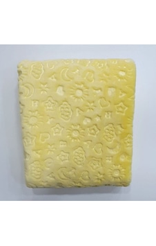 Bebek Sarı Premium Peluş Battaniyesi Sarı Bebek Sarı Premium Peluş Battaniyesi Sarı