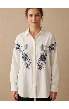 Crystalia Kadın Beyaz Oversize Çiçek Nakışlı Ve Payet İşlemeli Şık Gömlek - Yeni Sezon Crystalia Kadın Beyaz Oversize Çiçek Nakışlı Ve Payet İşlemeli Şık Gömlek - Yeni Sezon