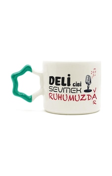 Deli Gibi Sevmek Ruhumuzda Var Baskılı Yeşil Kulplu Yıldız Kupa Deli Gibi Sevmek Ruhumuzda Var Baskılı Yeşil Kulplu Yıldız Kupa