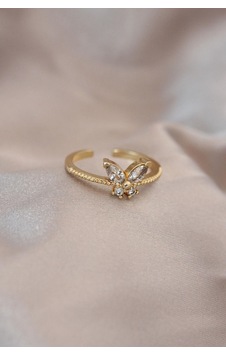 Ayarlamalı Altın Renk Metal Zirkon Taş Ve Kristal Taşlı Kelebek Model Yüzük Altın Ayarlamalı Altın Renk Metal Zirkon Taş Ve Kristal Taşlı Kelebek Model Yüzük Altın