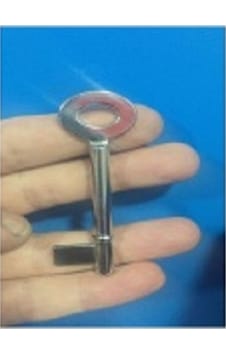 Joker Extra Büyük Boy Ve Küçük Boy Oda Kapı Anahtarı 2 Adet Joker Extra Büyük Boy Ve Küçük Boy Oda Kapı Anahtarı 2 Adet