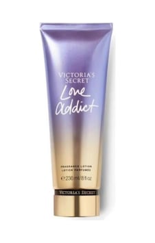 Victoria's Secret Love Addict Lotion 236 Ml Kadın Vücut Losyonu Victoria's Secret Love Addict Lotion 236 Ml Kadın Vücut Losyonu