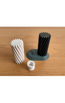 3d Baskı Dişli Formlu Tuzluk Biberlik Seti Mekanik Dönen Tuz Ve Kabı Standlı Set Altın 3d Baskı Dişli Formlu Tuzluk Biberlik Seti Mekanik Dönen Tuz Ve Kabı Standlı Set Altın
