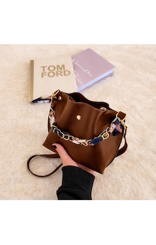 Vogueastyle Kahve Zincir & Şerit Detaylı Omuz Çantası Bordo