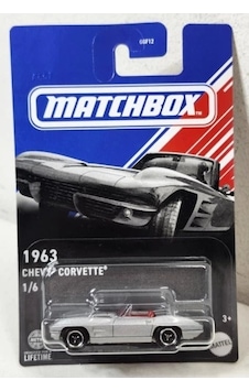 Matchbox Amerikan Cabrio Serisi - 1963 Chevy Corvette 1/6 Matchbox Amerikan Cabrio Serisi - 1963 Chevy Corvette 1/6