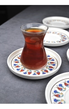 6'lı Porselen Çay Tabağı Yaldızlı Lale Motifli Gold Çay Tabak Çini Desen-tuna Lacivert 6'lı Porselen Çay Tabağı Yaldızlı Lale Motifli Gold Çay Tabak Çini Desen-tuna Lacivert