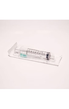Ayset 10CC 3P Yeşil Uçlu Steril Enjektör 10 ML 50 Adet Ayset 10CC 3P Yeşil Uçlu Steril Enjektör 10 ML 50 Adet