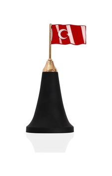 Zekupp Masaüstü Tepede Türk Bayrağı