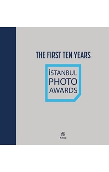 İstanbul Photo Awards / The First Ten Years / İrem Özal İstanbul Photo Awards / The First Ten Years / İrem Özal
