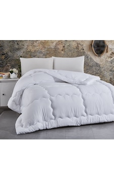 Komfort Çift Kişilik Micro Saten Lüx Yorgan +2 Yastık Çok Renkli Komfort Çift Kişilik Micro Saten Lüx Yorgan +2 Yastık Çok Renkli