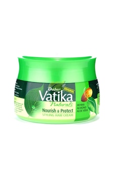 Dabur Vatika Şekillendirici Derin Besleyici ve Korumalı Saç Kremi 140 ML