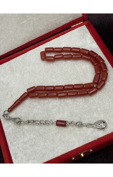 Alpaka Damla Uçlu Koyu Kızıl Osmanlı Benzetme Çubuk Sıkma Tesbih 7x11 Mm Krem Alpaka Damla Uçlu Koyu Kızıl Osmanlı Benzetme Çubuk Sıkma Tesbih 7x11 Mm Krem