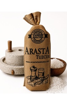 Arasta Tuzcusu Çankırı Doğa Kristal Granül Salamuralık Tuz 1 KG Arasta Tuzcusu Çankırı Doğa Kristal Granül Salamuralık Tuz 1 KG