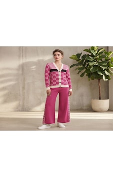 Guzelco Monogram Harf Desenli Ve Üst Gövdede Çizgi Detaylı 2'li Triko Takım Fuşya Guzelco Monogram Harf Desenli Ve Üst Gövdede Çizgi Detaylı 2'li Triko Takım Fuşya