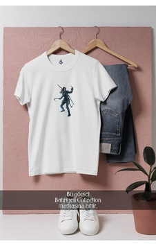 Bahriyeli Collection Oversize Rise Of The Tomb Raider Shadow Tasarımlı Unisex T-shirt Beyaz Bahriyeli Collection Oversize Rise Of The Tomb Raider Shadow Tasarımlı Unisex T-shirt Beyaz