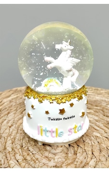 Unicorn Pilli Müzikli Işıklı Kar Küresi Orta Boy Beyaz Unicorn Pilli Müzikli Işıklı Kar Küresi Orta Boy Beyaz