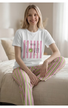 Yeni İnci Pamuk Kısa Kollu Pijama Takım Pembe Yeni İnci Pamuk Kısa Kollu Pijama Takım Pembe