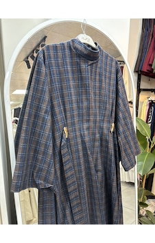 Nirva Butik Kadın Ekose Desenli Belden Oturtmalı Elbise Kahverengi - Lacivert Nirva Butik Kadın Ekose Desenli Belden Oturtmalı Elbise Kahverengi - Lacivert
