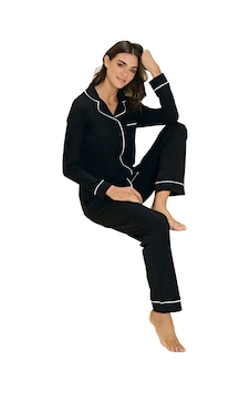 Over Sleep By Poleren Over Sleep 3303 Kadın Uzun Kol Modal Önden Düğmeli Pijama Takım M-l-xl-xxl Siyah Over Sleep By Poleren Over Sleep 3303 Kadın Uzun Kol Modal Önden Düğmeli Pijama Takım M-l-xl-xxl Siyah