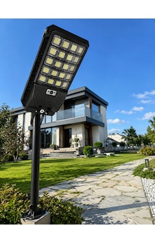 Güneş Enerjili Hareket Sensörlü Led Sokak Lambası Uzaktan Kumandalı Dış Mekan Aydınlatma Standart Güneş Enerjili Hareket Sensörlü Led Sokak Lambası Uzaktan Kumandalı Dış Mekan Aydınlatma Standart
