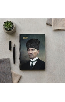 2027 Yılı Atatürk Günlük Spiralli Ajanda 17x24 Cm Başkomutan Çok Renkli 2027 Yılı Atatürk Günlük Spiralli Ajanda 17x24 Cm Başkomutan Çok Renkli