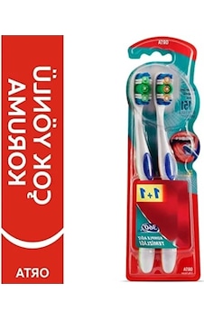 Çok Yönlü Koruma Sağlayan Orta Sert Diş Fırçası 1+1 Set Çok Yönlü Koruma Sağlayan Orta Sert Diş Fırçası 1+1 Set