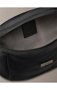 Calvin Klein Erkek Siyah Bel Çantası Lv04d3148g-ub1 Calvin Klein Erkek Siyah Bel Çantası Lv04d3148g-ub1