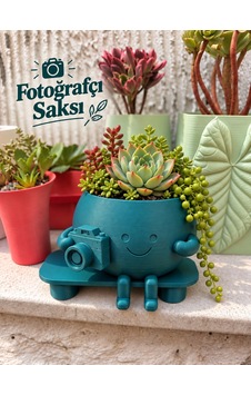 Oturan Fotoğrafçı Temalı Dekoratif Saksı Oturan Fotoğrafçı Temalı Dekoratif Saksı